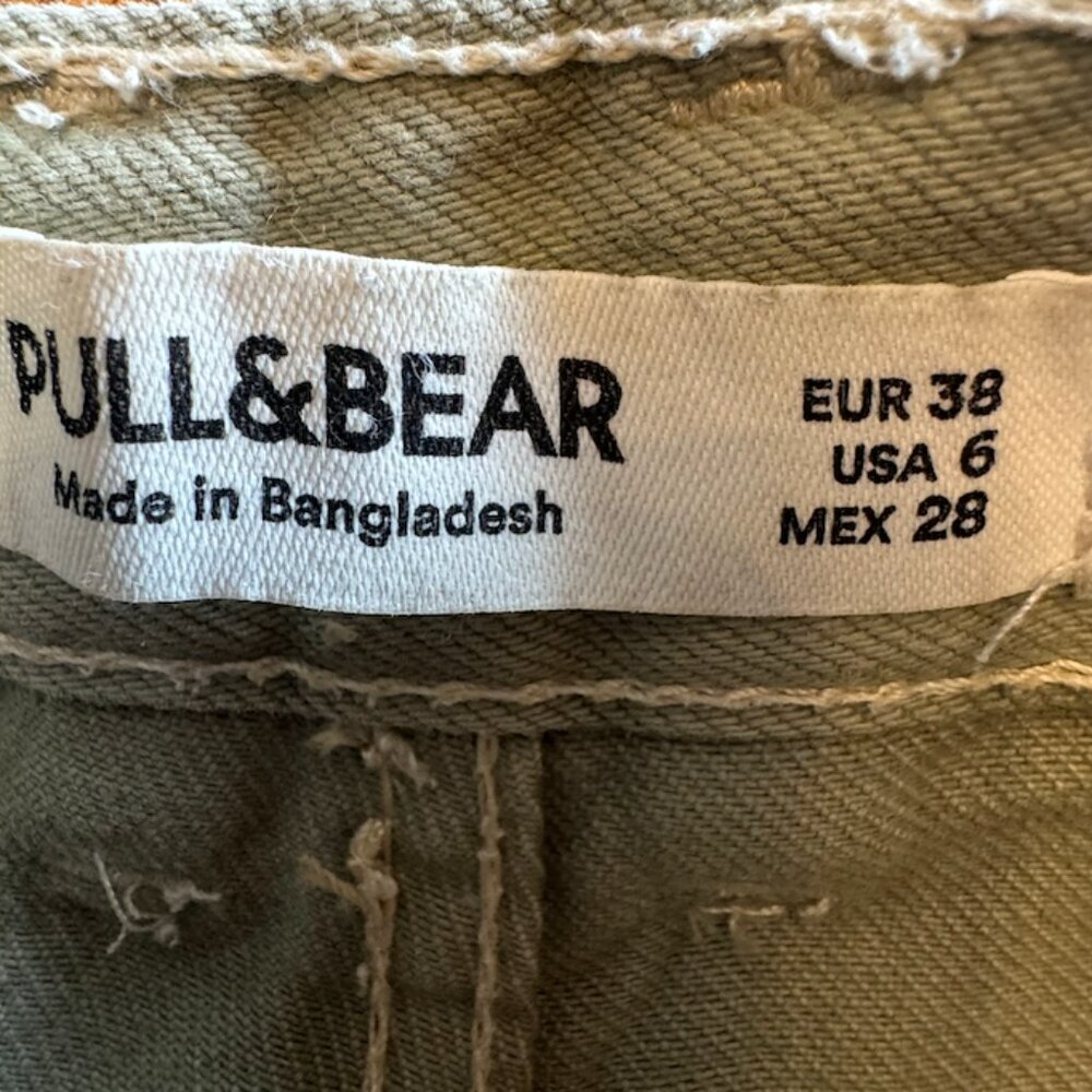 Pull & Bear women's shorts Size 6 (C24) NWOT - Picture 3 of 4